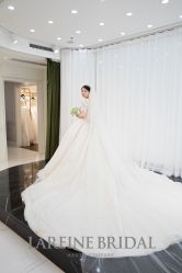 -拉瑞娜LaReine婚纱礼服高级定制
