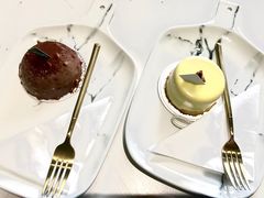 -UNI UNI(环亚凯瑟琳店)