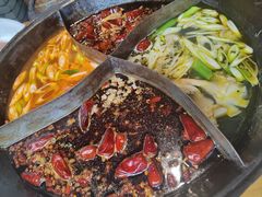 -白乐天毛肚火锅馆(南滨路店)