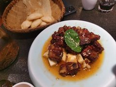 -万重锦·人文川菜馆(骡马市店)