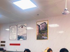 大堂-古徽州馄饨店(宝安路店)