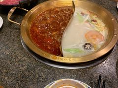 -小天鹅火锅·一线江景洪鼎旗舰店(洪崖洞店)