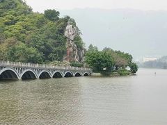 -星湖旅游景区七星岩