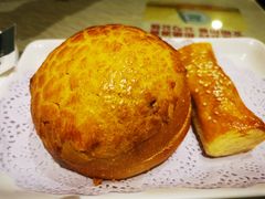 菠萝包-香港威特瑞茶餐厅(小白楼音乐厅店)