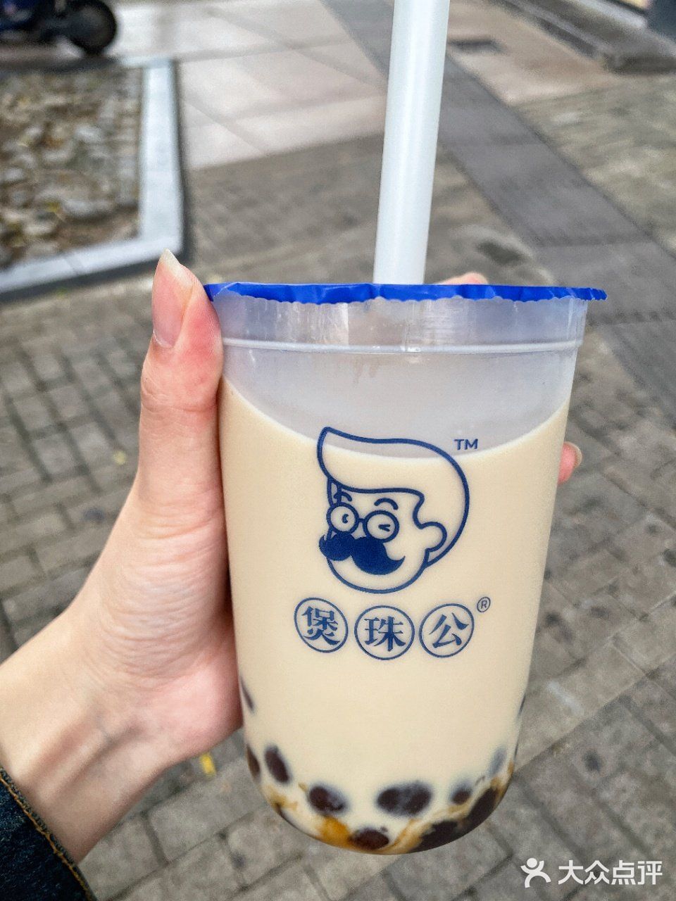 路过宁波这家奶茶店人好多……