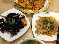 -西部马华清真兰州牛肉面·烧烤夜市(关东店)