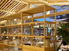 面包甜点陈列柜-ROIIN用心(杭州首店)