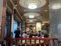 -小天鹅火锅·一线江景洪鼎旗舰店(洪崖洞店)