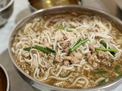 -正宗杨记普洱酸醋米线(总店)