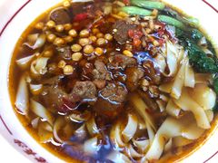-呷佬·长沙手工米粉(金沙江路店)