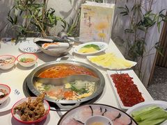 -大龙燚火锅(天安云谷店)
