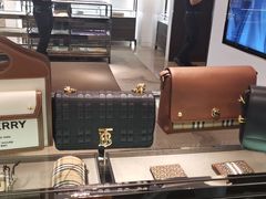 -BURBERRY(上海港汇恒隆广场店)
