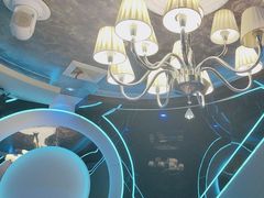 -路边边.炒菜烧烤.音乐餐厅(良乡长虹店)