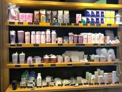 零售区-星巴克(杭州嘉里中心4F店)
