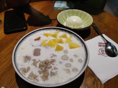 -三花奶奶的甜品(百联嘉定购物中心店)