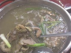 -老石黑山羊毛驴肉火锅(金凯广场店)