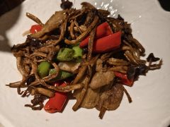 -吴越荣记苏州菜·松鼠桂鱼(月光码头店)