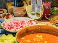 -毛辣果·贵州红酸汤牛肉火锅(西单店)