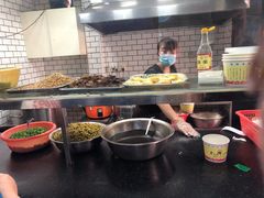 -覃肥叔桂林米粉(粮道街店)