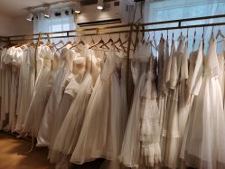 -巴黎婚纱摄影工作室