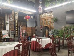 -蔼若春.传承三十年云南菜(金碧公园店)
