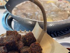 -左庭右院鲜牛肉火锅(金山万达店)