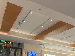 -肥肥虾庄·金牌油焖大虾(汉口城市广场店)