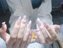 -星辰·新中式美甲美睫工作室