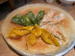 -宽鲜锅贴家常菜(永旺东部购物中心香港中路店)