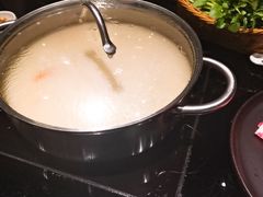 澳门鸡脚猪骨煲-官也街澳门火锅(新源里店)