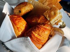 -AZUR聚(香格里拉饭店)