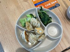 -素满香·全民食养自助(长宁龙之梦店)