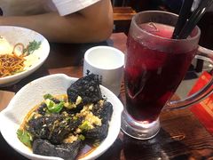 紫苏杨梅-黑白电视长沙小吃(美林M·LIVE天地东座店)