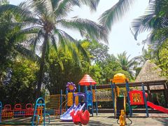 -三亚湾海居铂尔曼度假酒店