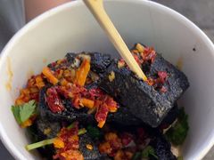 -黑色经典臭豆腐·湖南特产(步行街店)