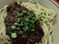 牛肉杂酱面-玉滋補