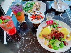 疯狂手撕牛肉班尼迪克蛋-The Rug Cafe(王府中环店)