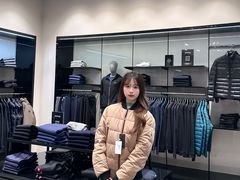 -王府井奥莱临潼小镇(临潼店)