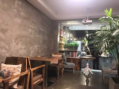 大堂-HIGH FIVE哈福手工汉堡(桂林路店)