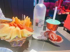 -粉墨特色菜·烧烤音乐酒馆