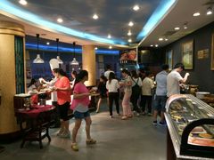 -迈豪国际酒店-百老汇旋转西餐厅