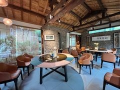 大堂-驿舍·民國老营房院子私房菜(科学会堂店)