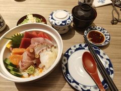 -小山日本料理(兴业太古汇店)