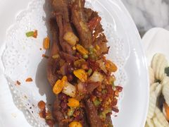 -小菜园新徽菜(宜兴八佰伴店)