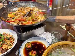 -富正毅三下锅·湘西韵味(天门山索道店)