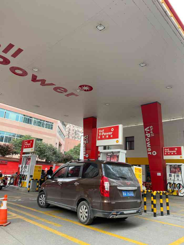 壳牌便利店(文景路店)-"位置在龙首北路和纬二十六街东北角,自从油.
