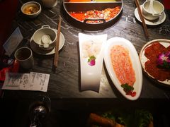 -热火朝天鲜切牛肉火锅(南强街巷店)