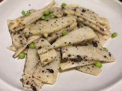 松露酱炒笋尖-小大董·烤鸭(王府井apm店)