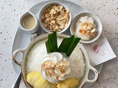 榴莲雪冰-Cheevit Cheeva(Sirimangkalajarn)