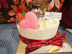 -花花卷卷·鲜食蛋糕(静安久光百货店)